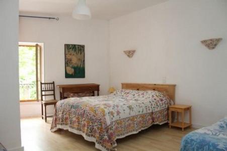 Chambres et table d'hôtes Ancien hotel du Larzac chambre d'hôte La Couvertoirade