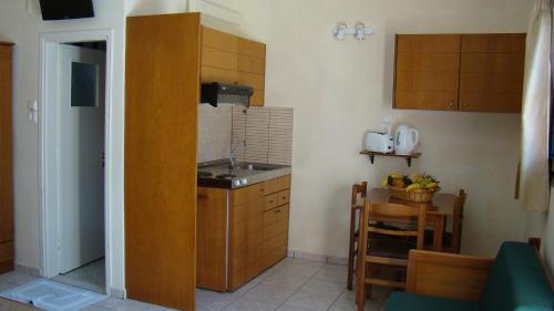 Aristotelis Apartments