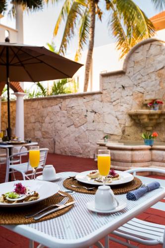 Chez Waffle Hotel in Puerto Aventuras, Mexico