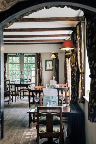 Létesítmények, Rose And Crown in Nottage