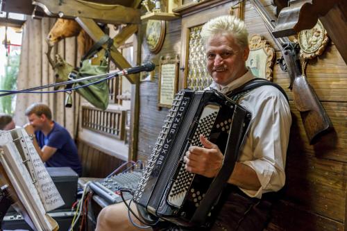 Hotel & Gasthof Fraundorfer