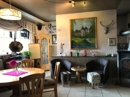 大堂, Hotel Restaurant Alt Laubach in 勞巴克