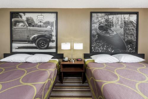 Queen Room with Two Queen Beds - Non-Smoking