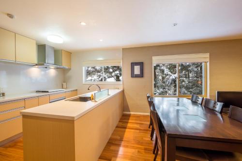 アルパイン アズミ アパートメント