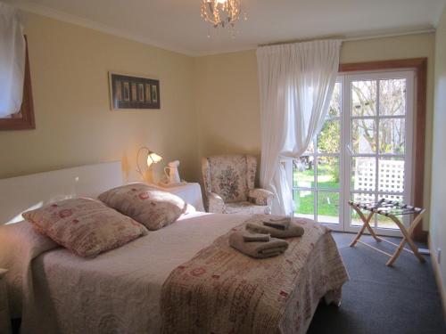 Magnolia Cottage in Diamond Harbour