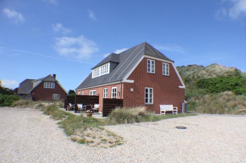 Klitgaarden Henne Strand, Henne Strand