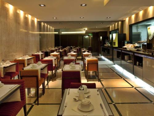 TURIM Luxe Hotel - image 10