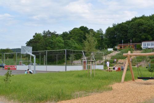 Campinghütte im SportErlebnisPark Allmersbach im Tal (Campinghutte im SportErlebnisPark Allmersbach im Tal) in 阿爾默斯巴赫