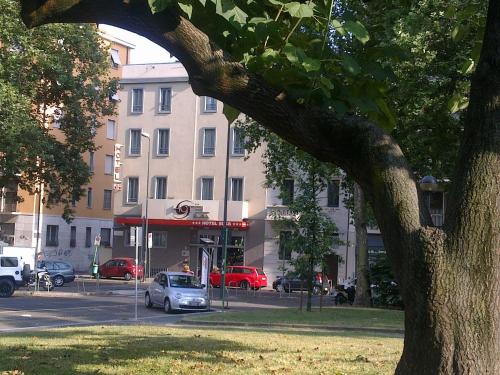 Hotel Susa – Milan, DC