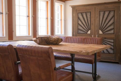 Shared lounge/TV area, Schloss Spangenberg in Spangenberg