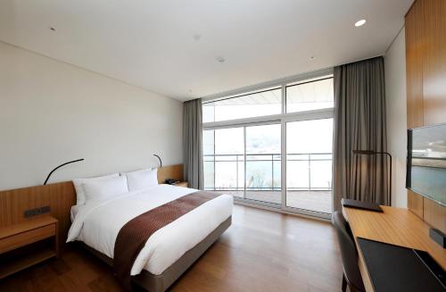 Midas Hotel & Resort Midas Hotel & Resort