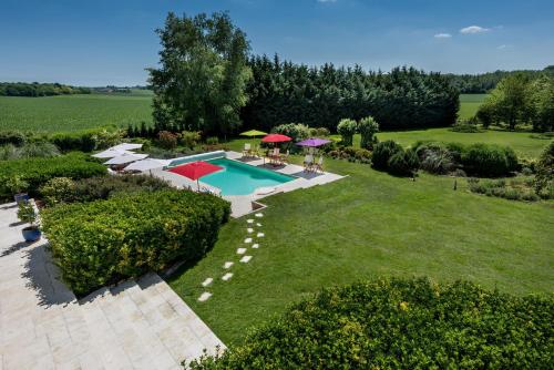Úszómedence, Domaine du Bois des Anges in Germigny-l'Évêque