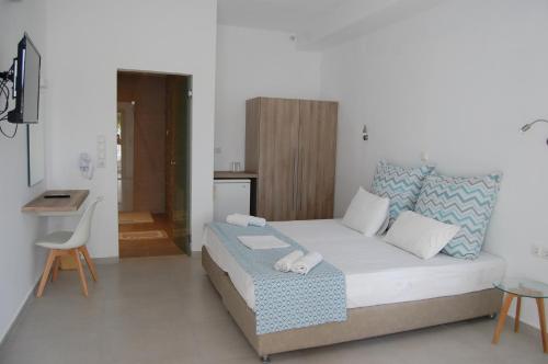 Kalisperis Hotel - main image
