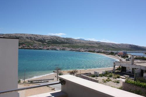  Apartments Beach in Pag