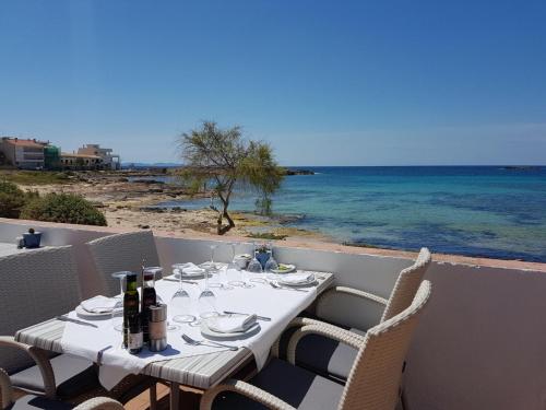 Hostal Restaurante Playa chambre d'hôte Ses Salines