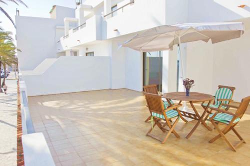 Apartamentos Mar i Vent Puerto de La Savina Formentera