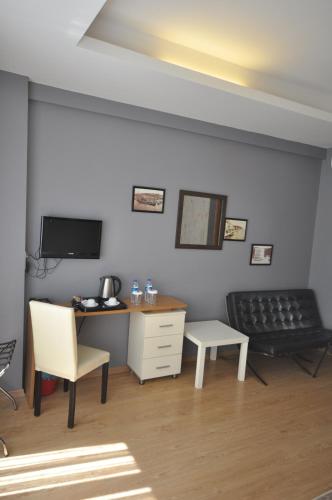 Retropera Hotel - main image