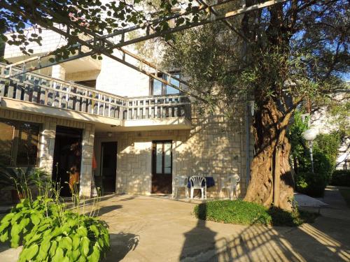 Rooms Villa Desa 2