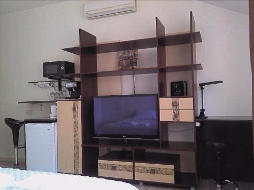Double Room image 10