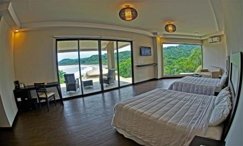 Nammbu Beach Front Bungalows in Puerto Carrillo