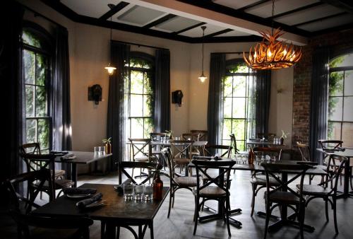 餐廳, 貝里達酒店 (Berida Hotel) in 鮑勒爾