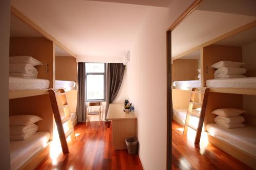 Lijiang Shuhe Travelling Hotel