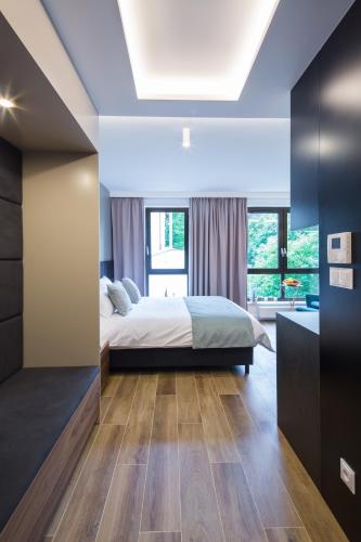 7 Heaven - Victoria Residence by OneApartments - image 4