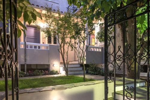The Secret Boutique Hotel – Lefkada City, GA