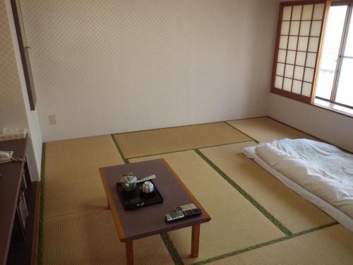 Japanese-Style Family Room