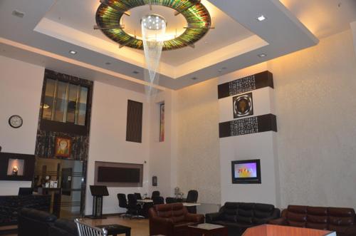 avla, Hotel Royale Ambience in Moudhapara