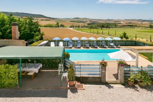 Басейн, Agriturismo Case Nuove in Кастелліні Маріттіма