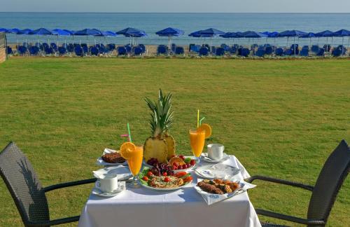 Happy Days Beach Hotel - image 11