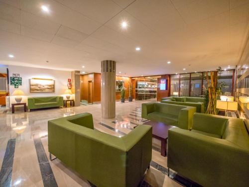 Lobby, Golden Port Salou & Spa in Capellans