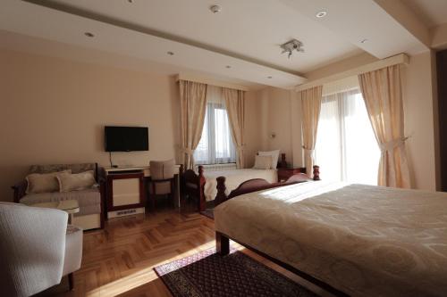 1 double bed