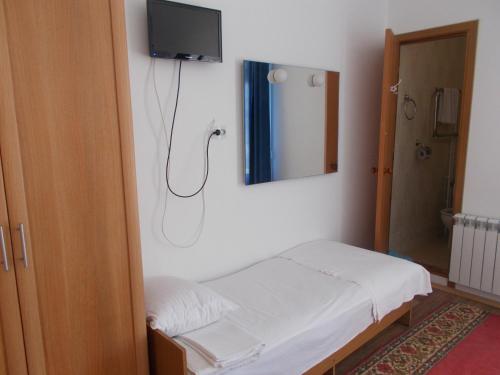 Oasis Guest House - image 3