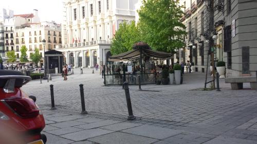 オリエンテ パレス アパートメンツ