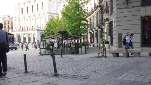 オリエンテ パレス アパートメンツ