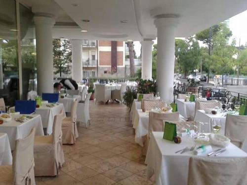 Hotel Il Gabbiano Cesenatico Italy