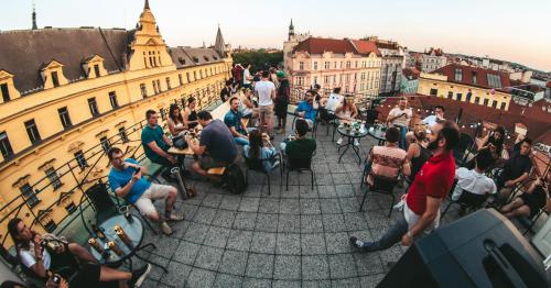 Cosmopole Hostel