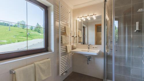 Hotel Niederreiter - main image