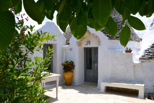 TRULLO PICCOLA CONTRADA - Accommodation - Locorotondo