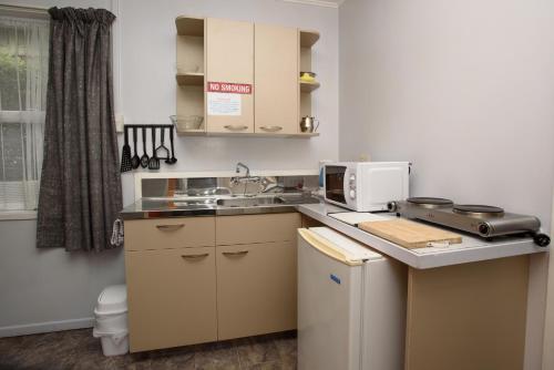 ห้องครัว, Kauri Lodge Motel in ไคไทอะ