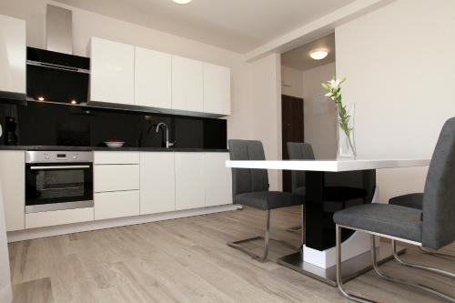 Apartments Villa Aquamarie - image 4