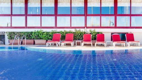 Hotel Manila - image 5