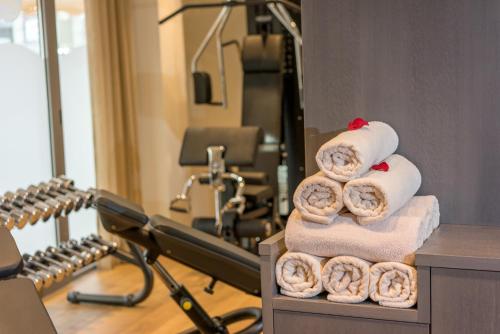 Kyma Suites Beach Hotel - image 12