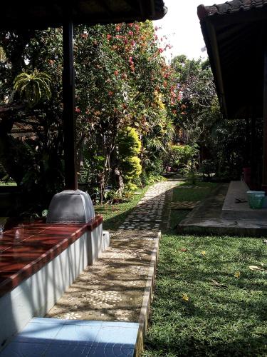 Madra Homestay Bali