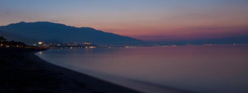 Hotel Alexandros - image 2