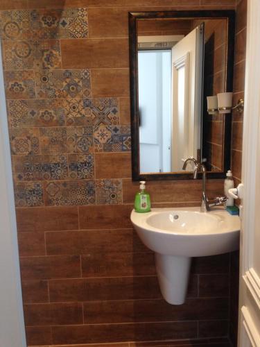 Guest Rooms Boutique Varna - image 2