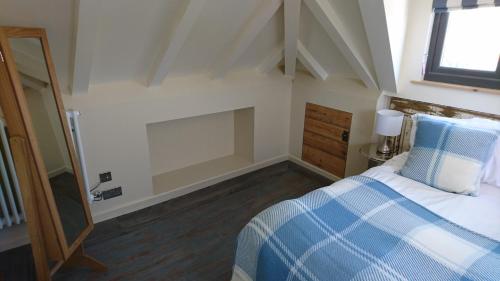 Studio 7 Apartment - image 13