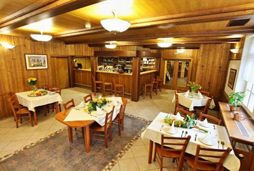 Hotel Lesní Chata - image 6